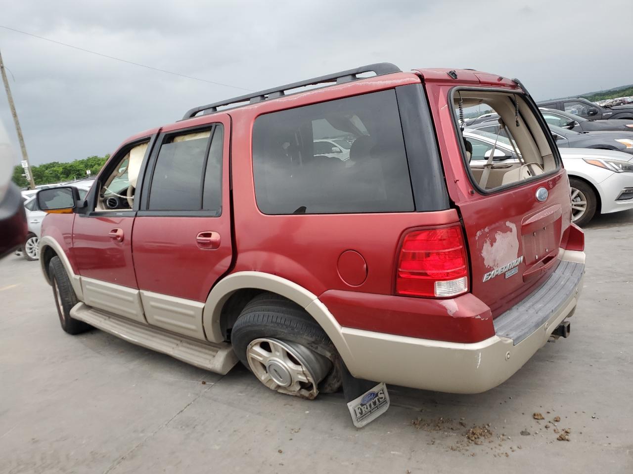 2005 Ford Expedition Eddie Bauer - Image 2