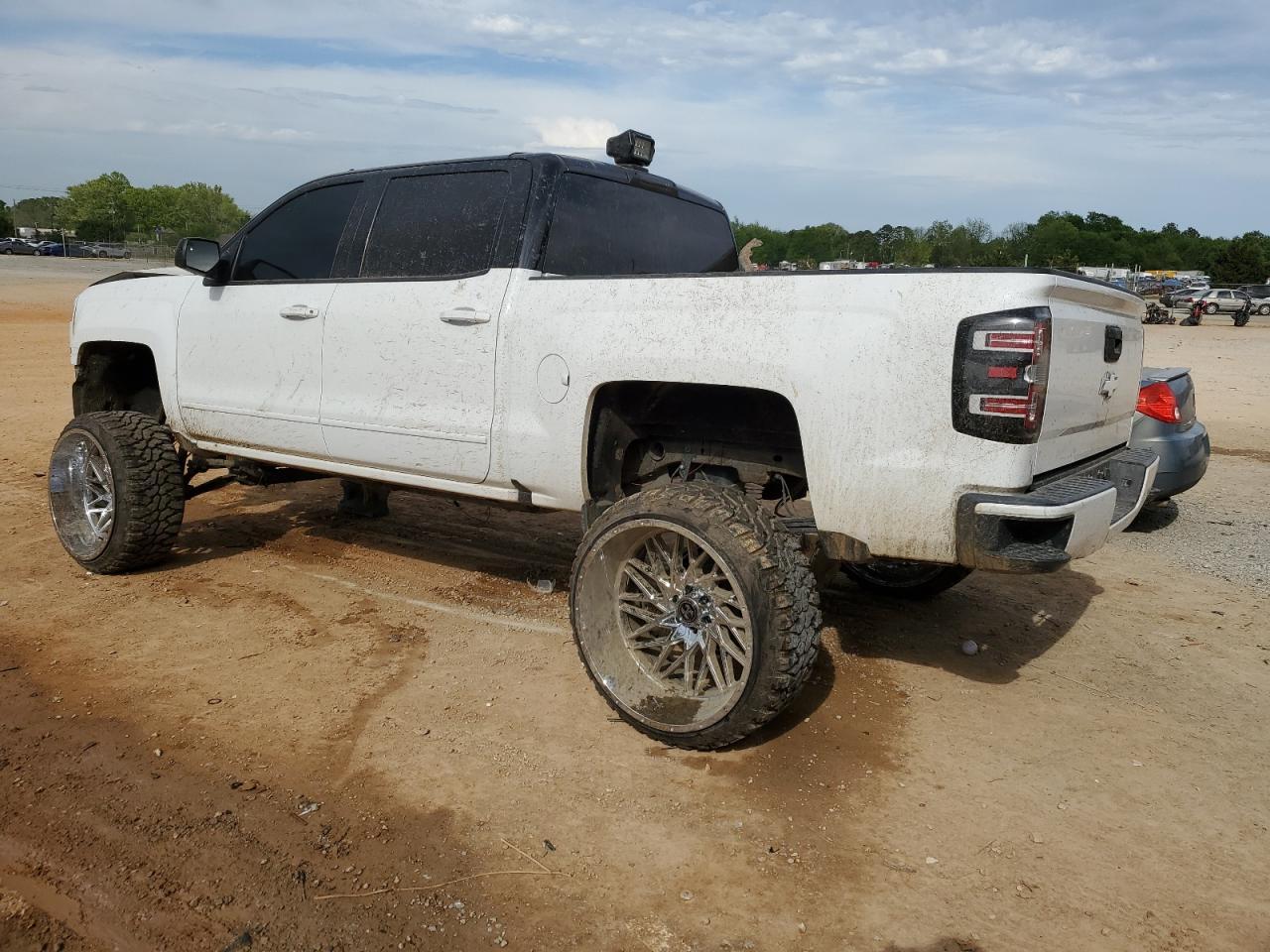 2016 Chev Silverado K1500 Lt - Image 2