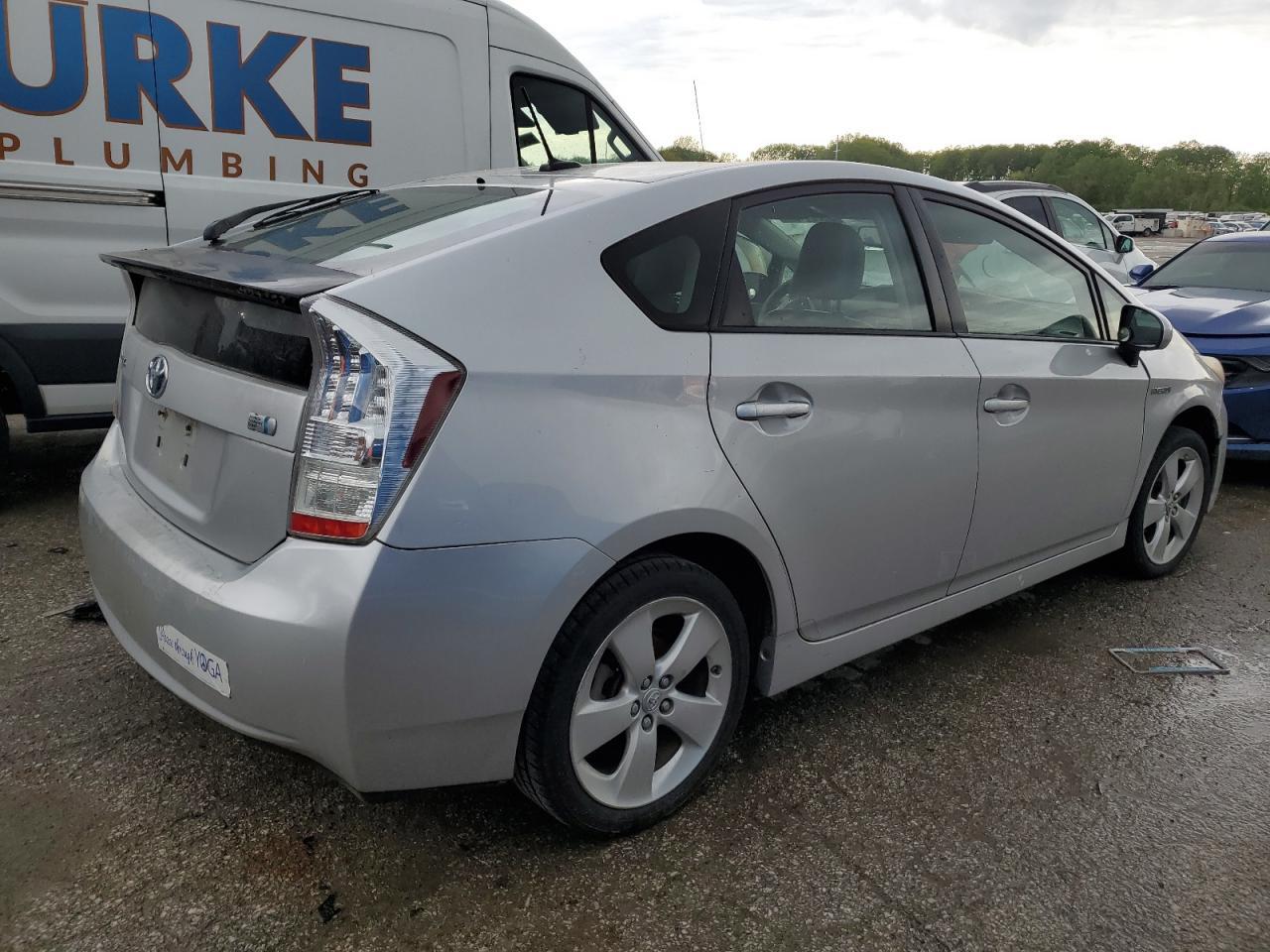 2010 Toyota Prius - Image 3
