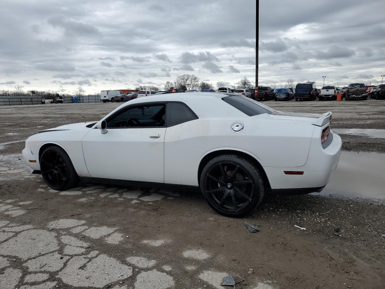 2013 Dodge Challenger Sxt - Фото 2