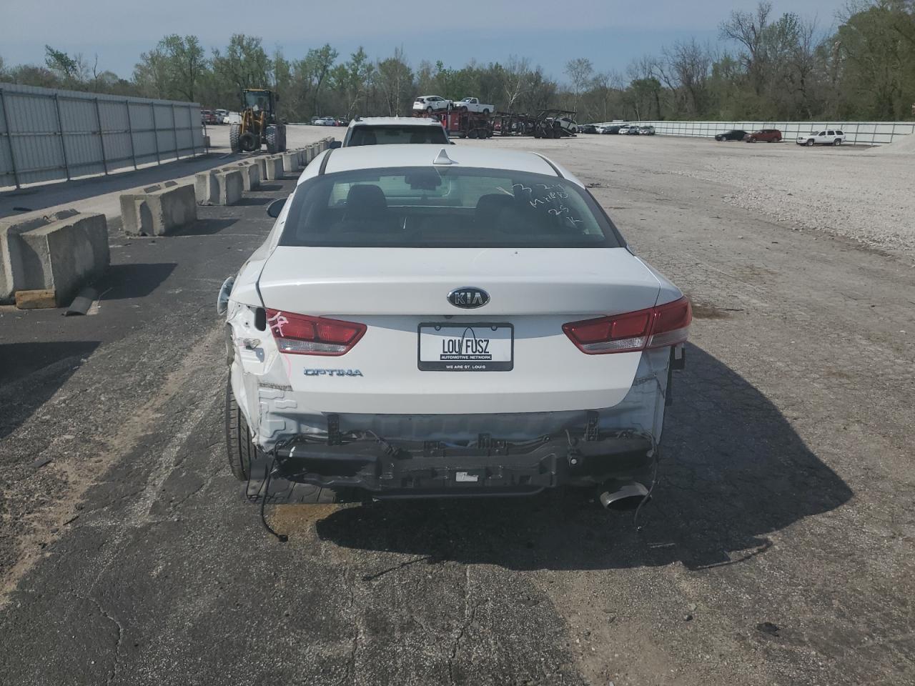 2018 Kia Optima Lx - Фото 6