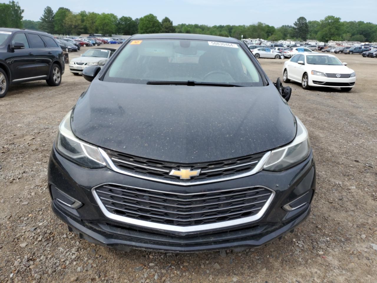 2017 Chevrolet Cruze Premier - Image 5