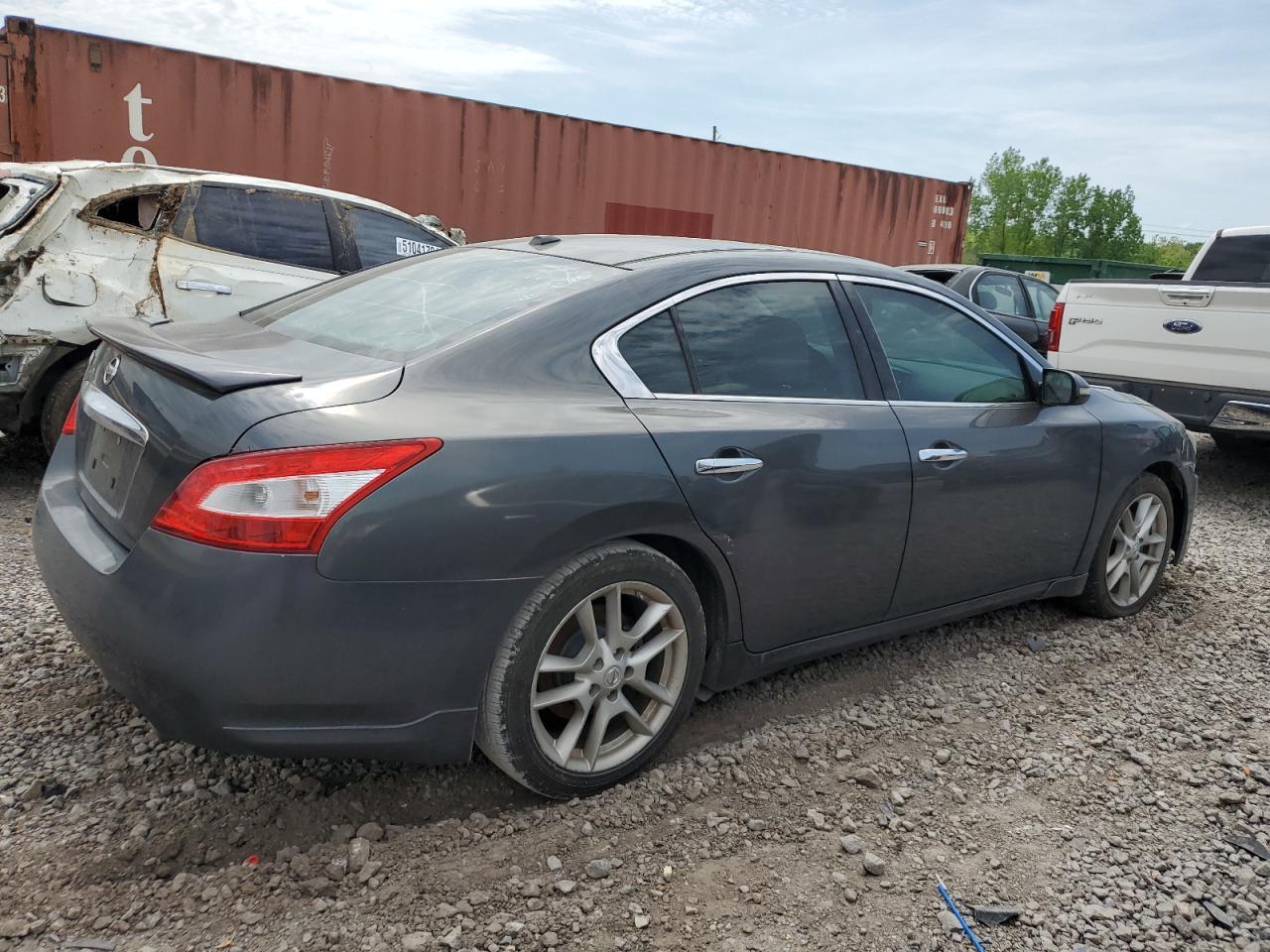 2011 Nissan Maxima S - Image 3