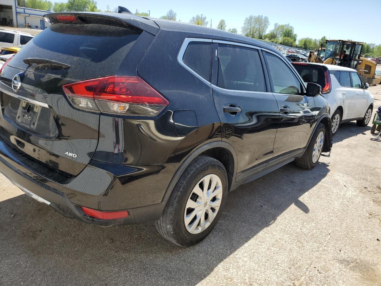 2018 Nissan Rogue S - Image 3