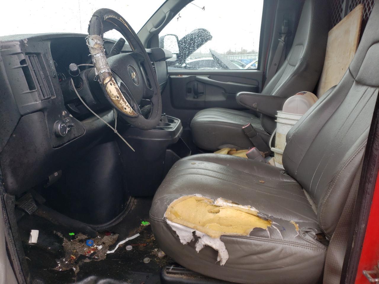 2014 Chevrolet Express G3500 - Image 7