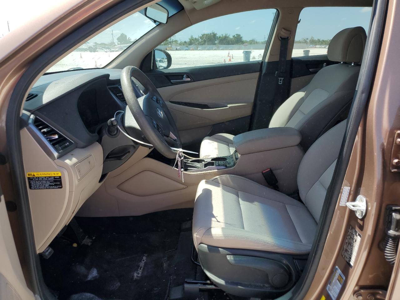 2017 Hyundai Tucson Se - Image 7