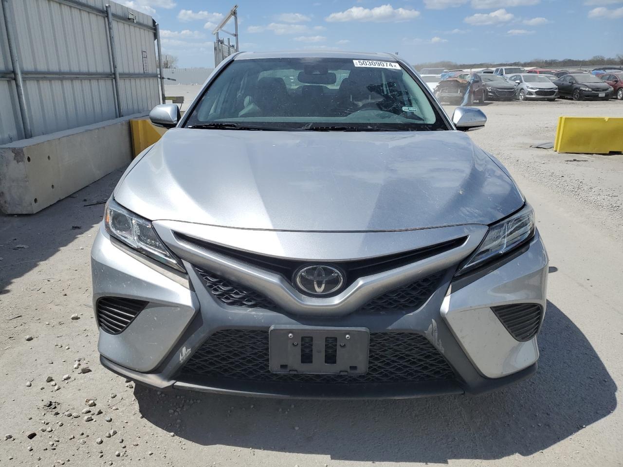 2019 Toyt Camry L - Фото 5