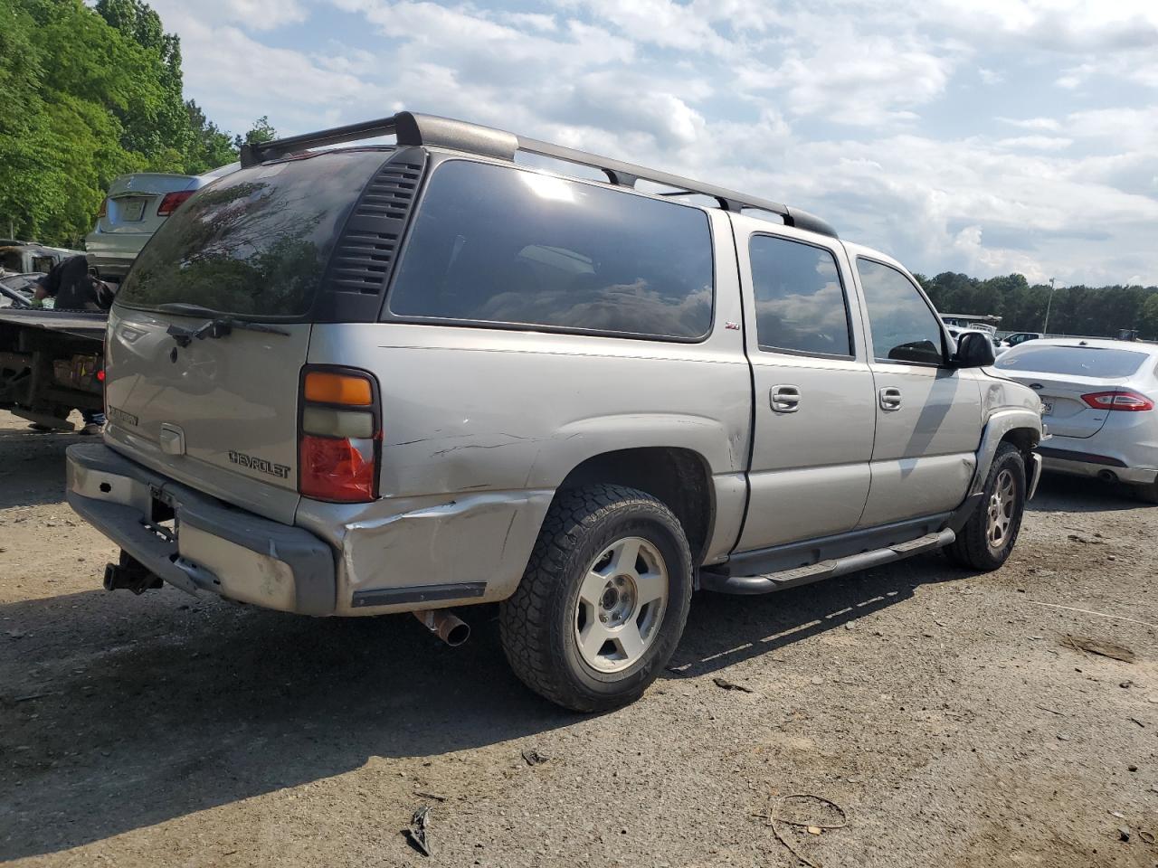 2005 Chevrolet Suburban C1500 - Фото 3