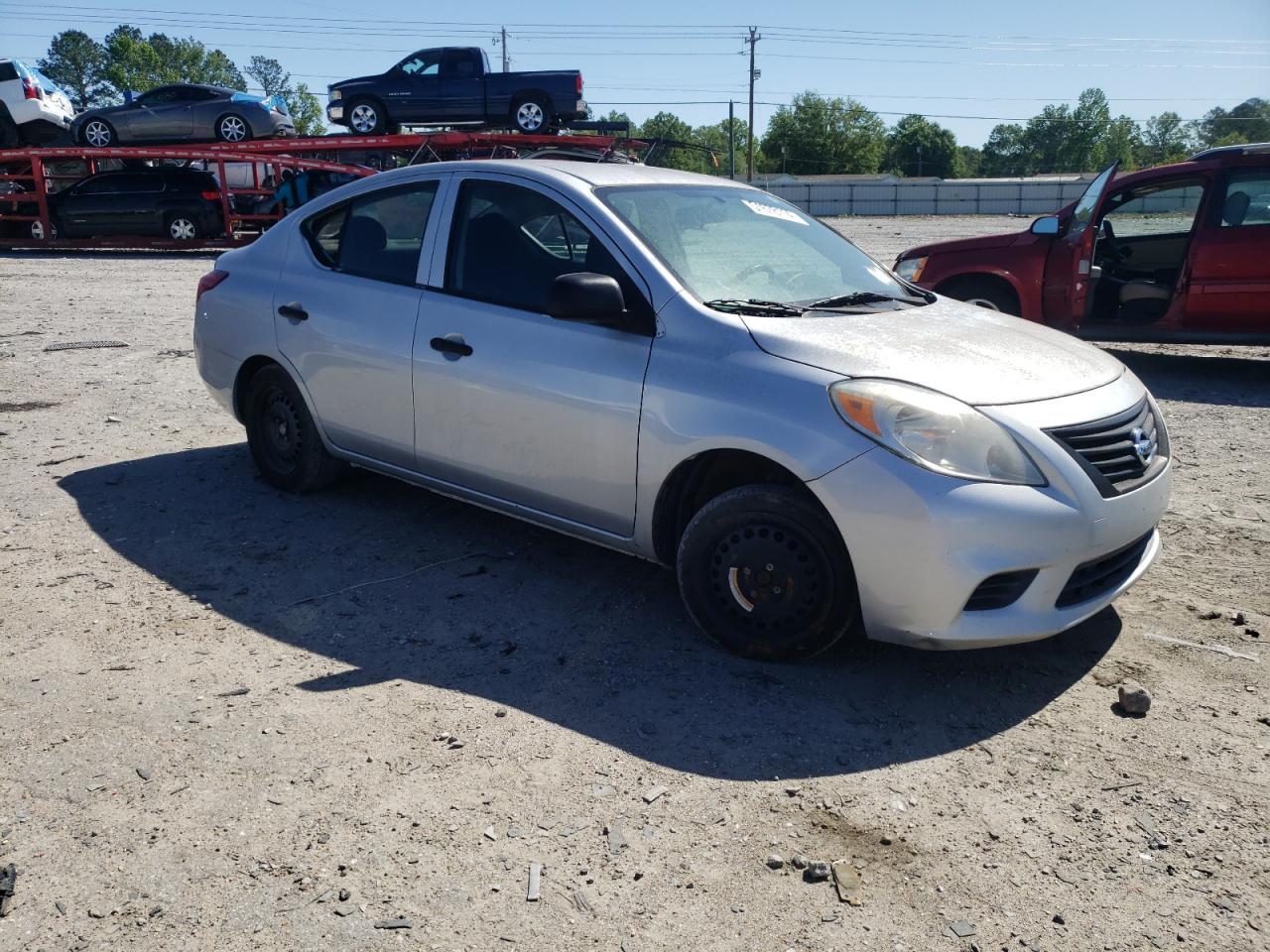 2013 Nissan Versa - Image 4