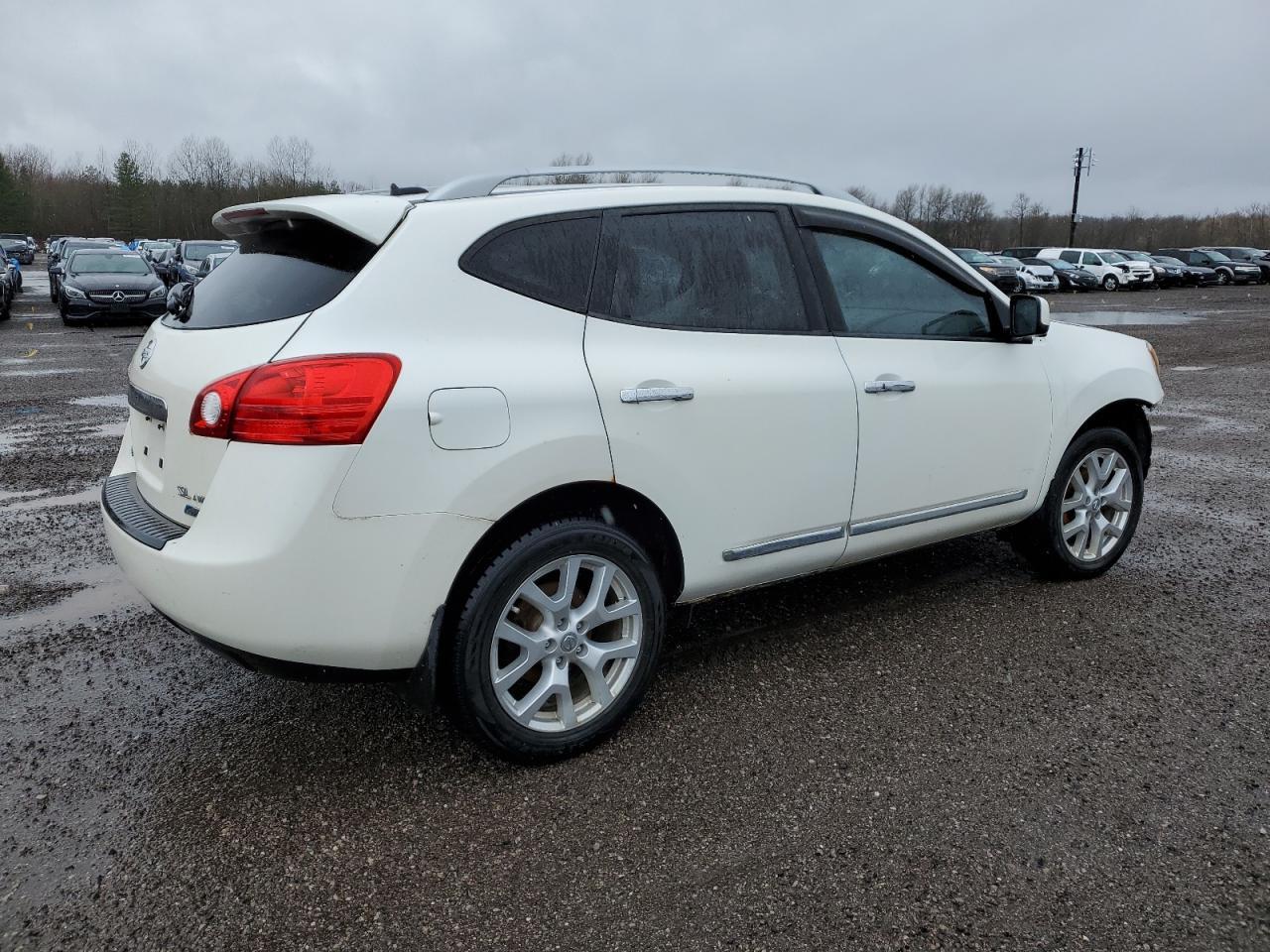 2012 Nissan Rogue S - Фото 3