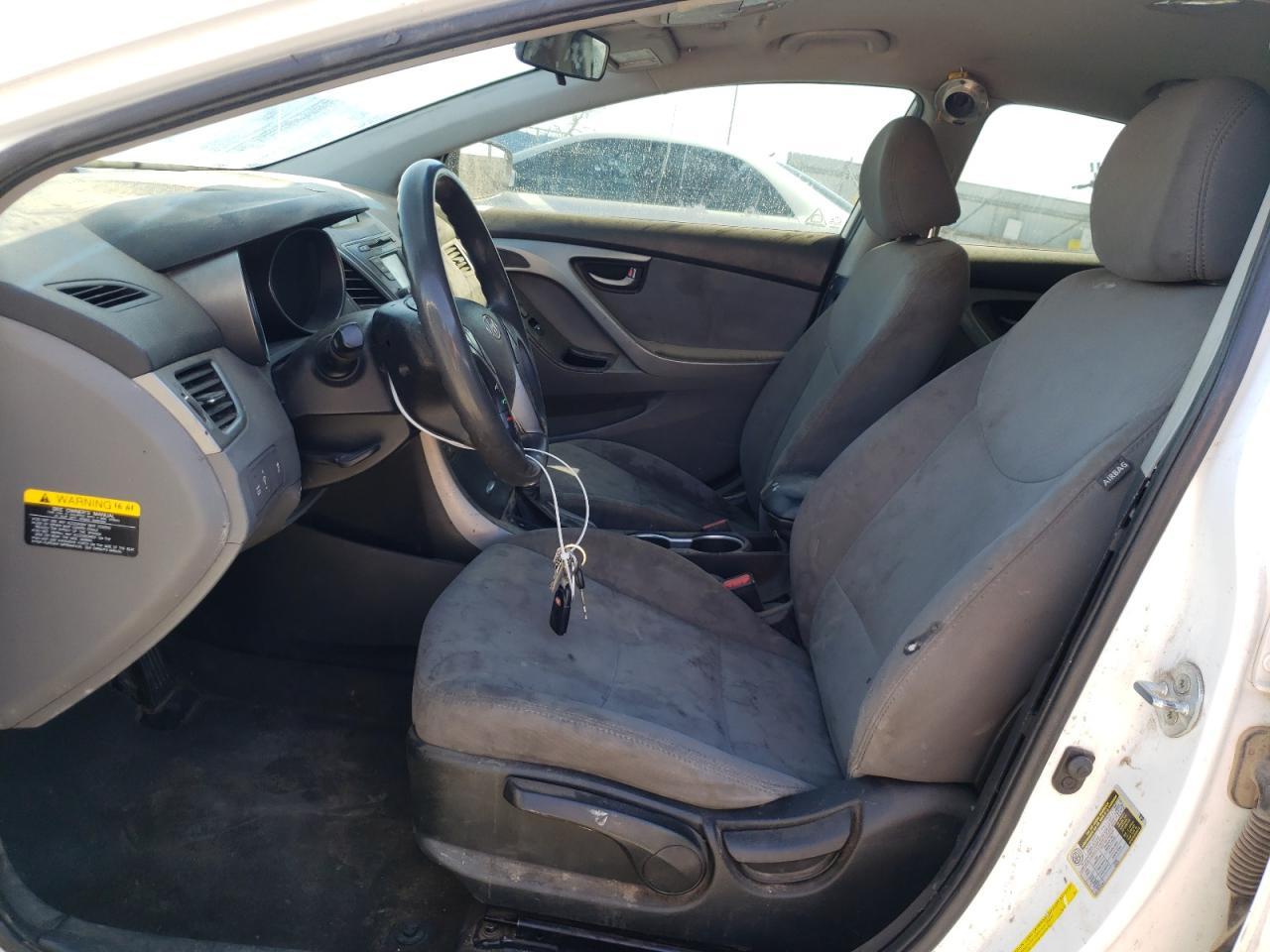 2014 Hyundai Elantra Se - Image 7