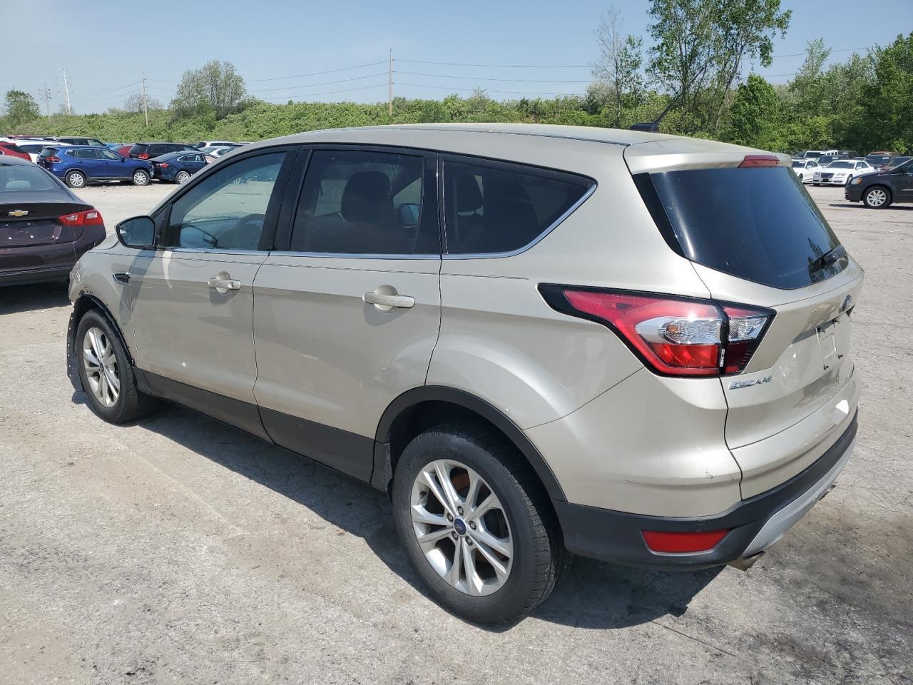 2017 Ford Escape Se - Фото 2