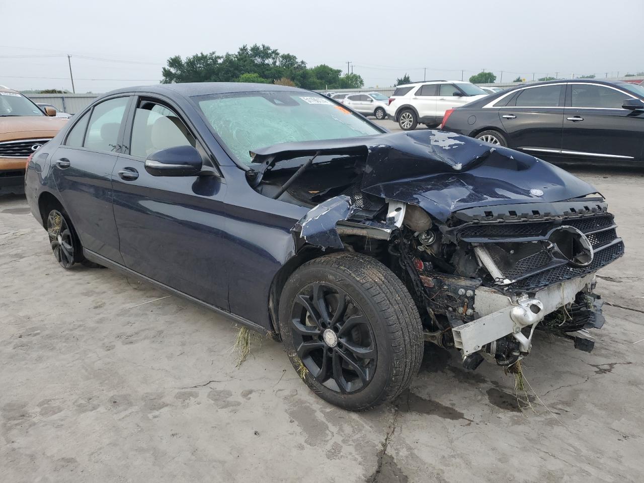 2016 Mercedes-Benz C 300 - Image 4