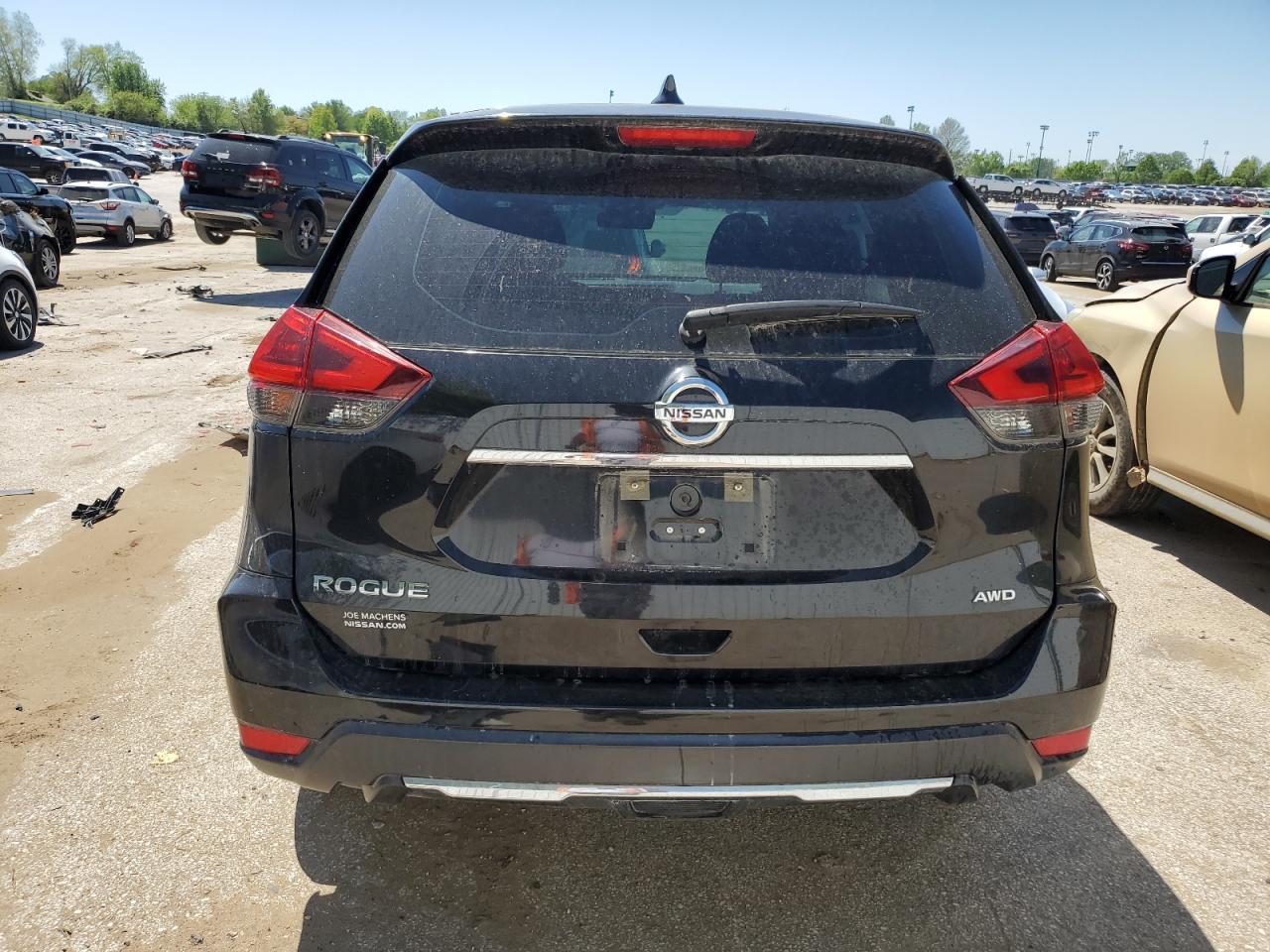 2018 Nissan Rogue S - Image 6