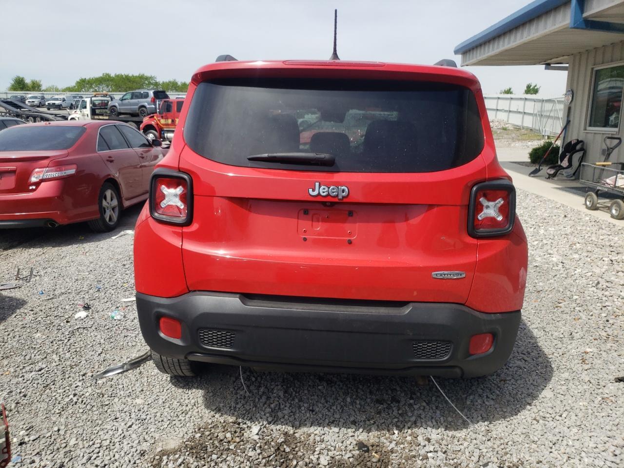2015 Jeep Renegade Latitude - Image 6