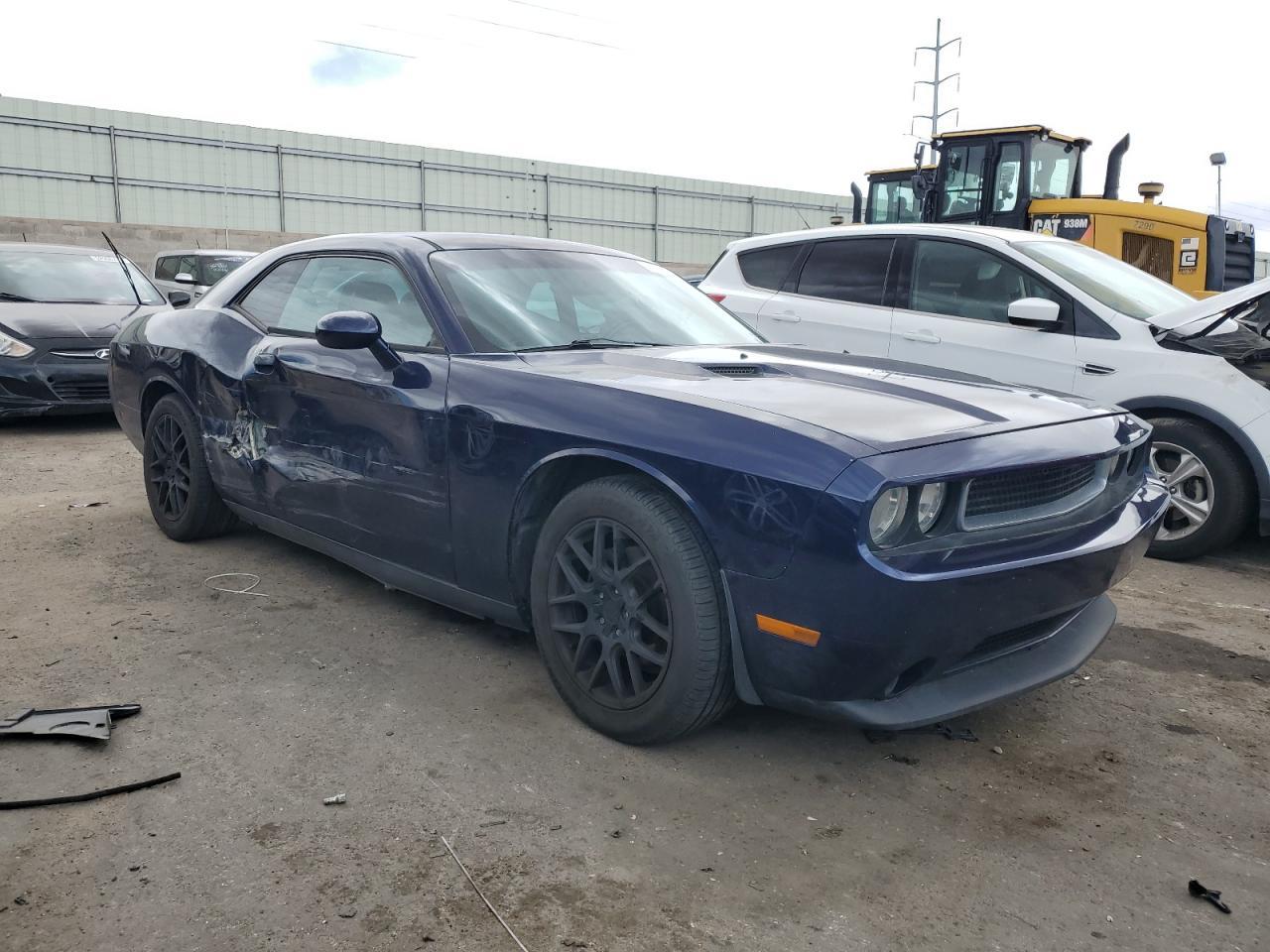 2014 Dodge Challenger Sxt - Фото 4
