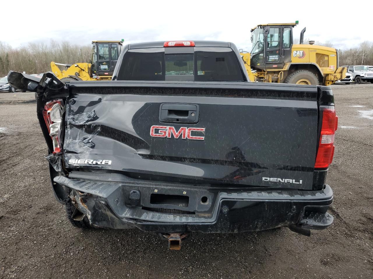 2015 GMC Sierra K1500 Denali - Image 6