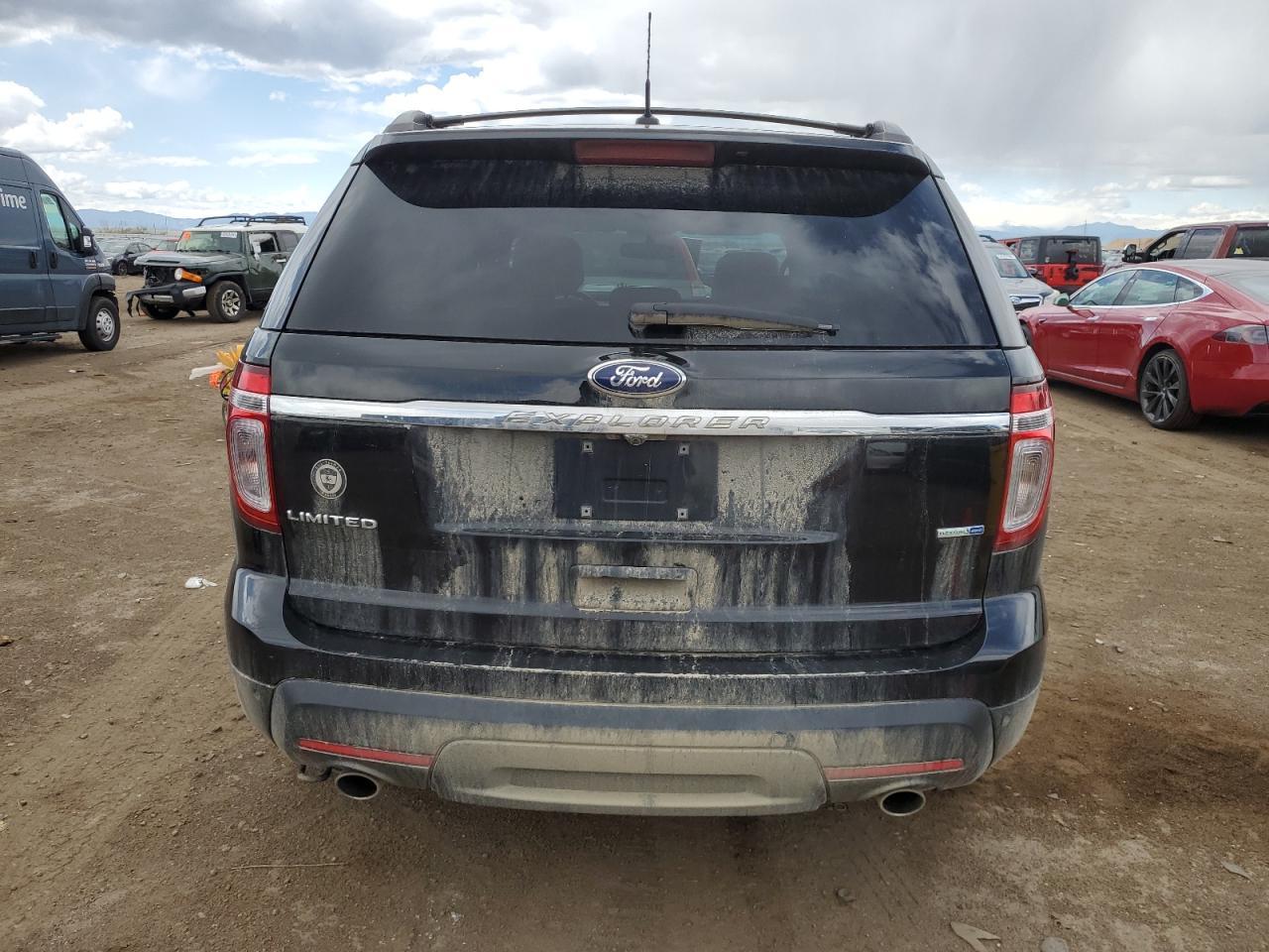 2015 Ford Explorer Limited - Image 6