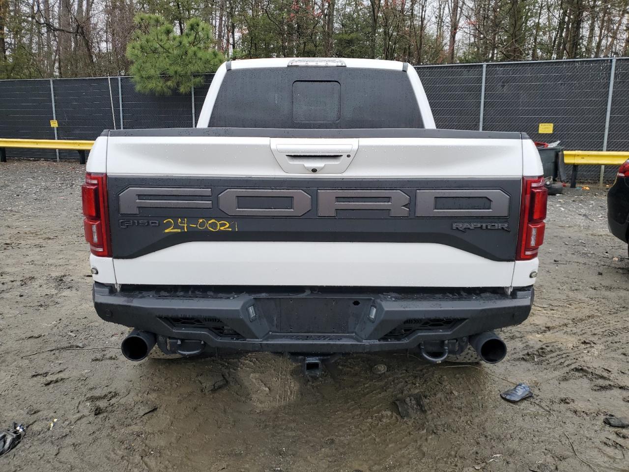 2020 Ford F150 Rapto - Фото 6