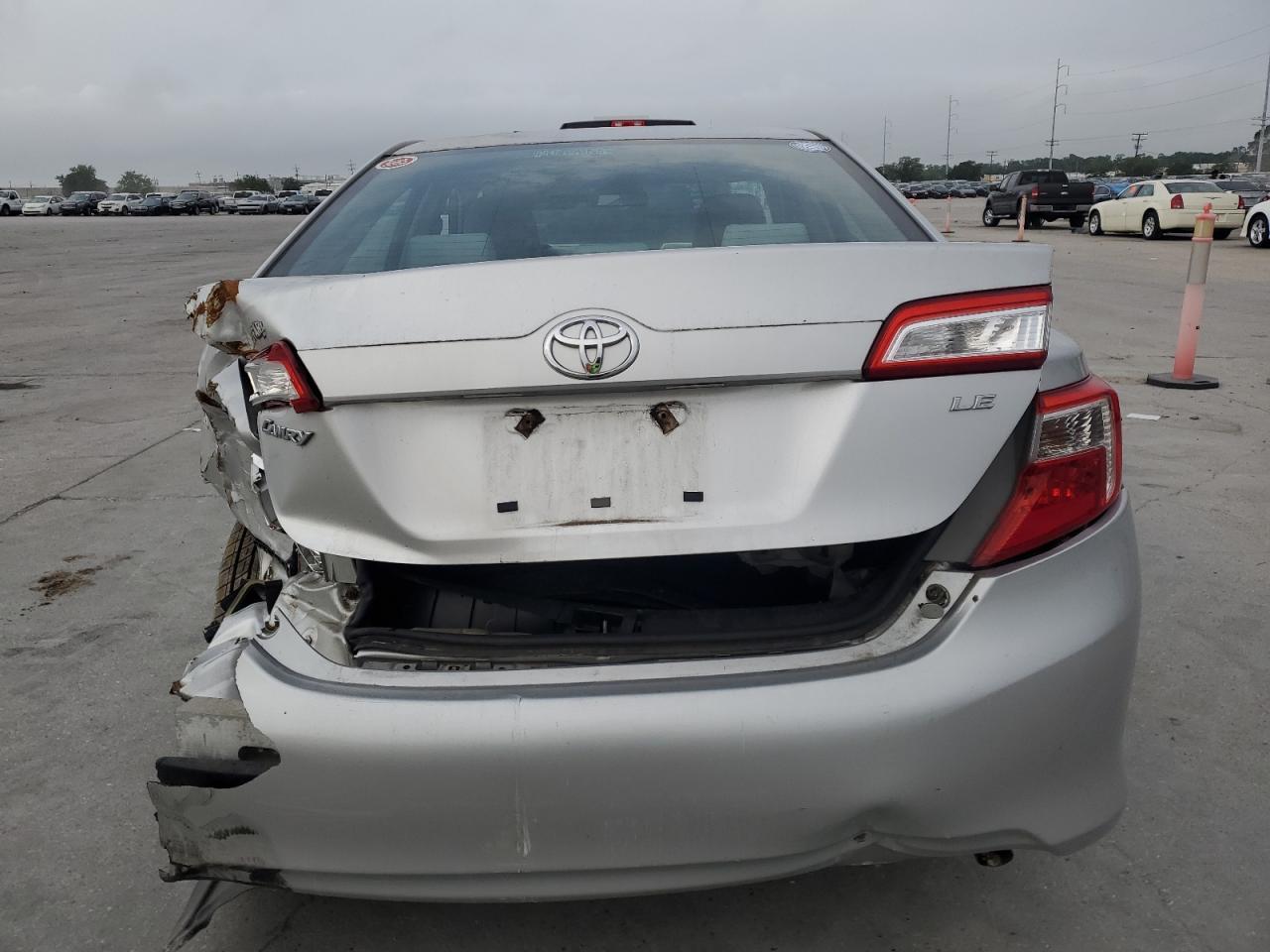 2012 Toyota Camry Base - Фото 6