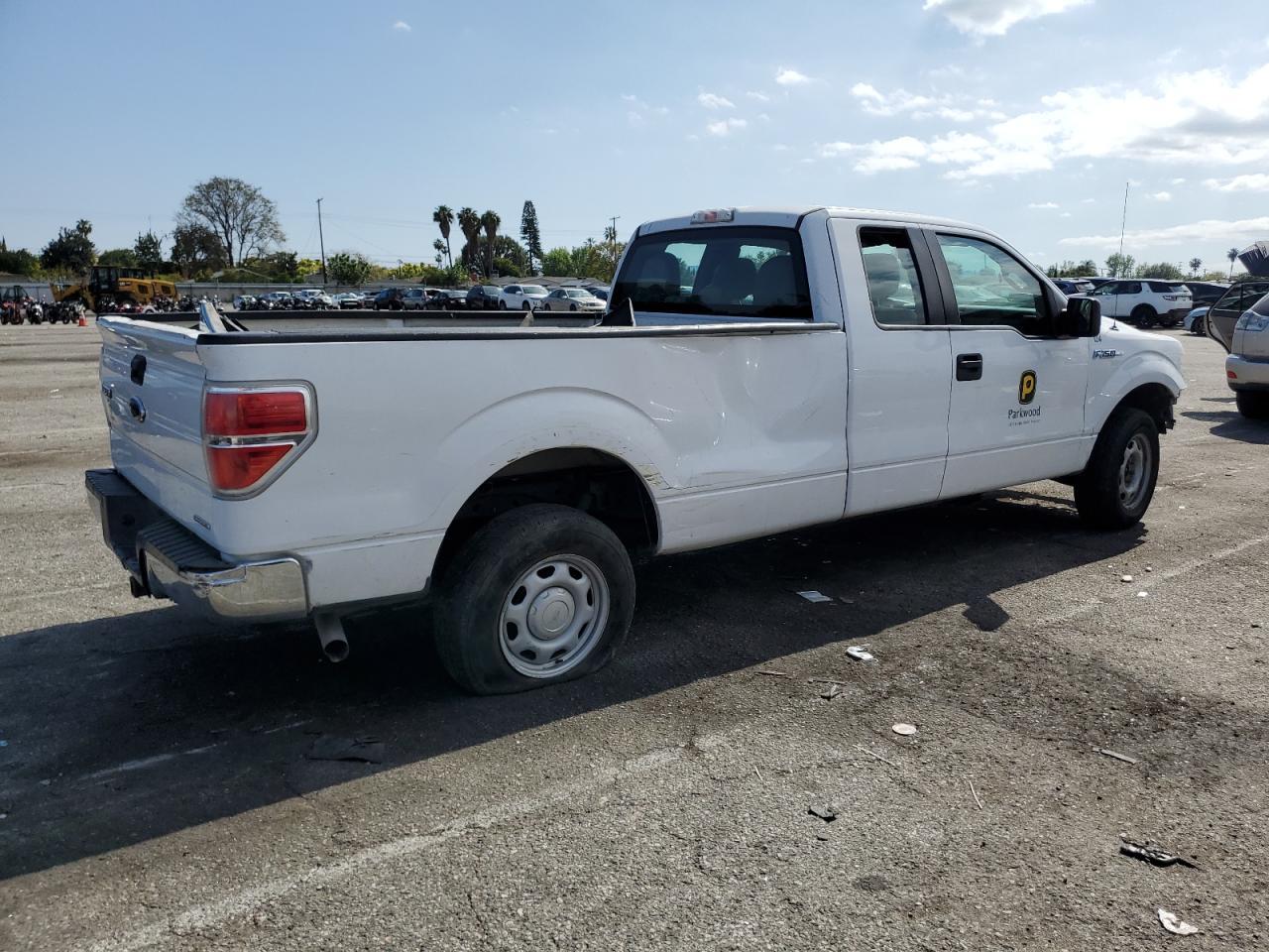2014 Ford F150 Super Cab - Фото 3