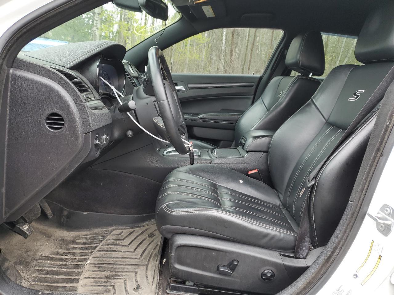 2016 Chrysler 300 S - Image 7