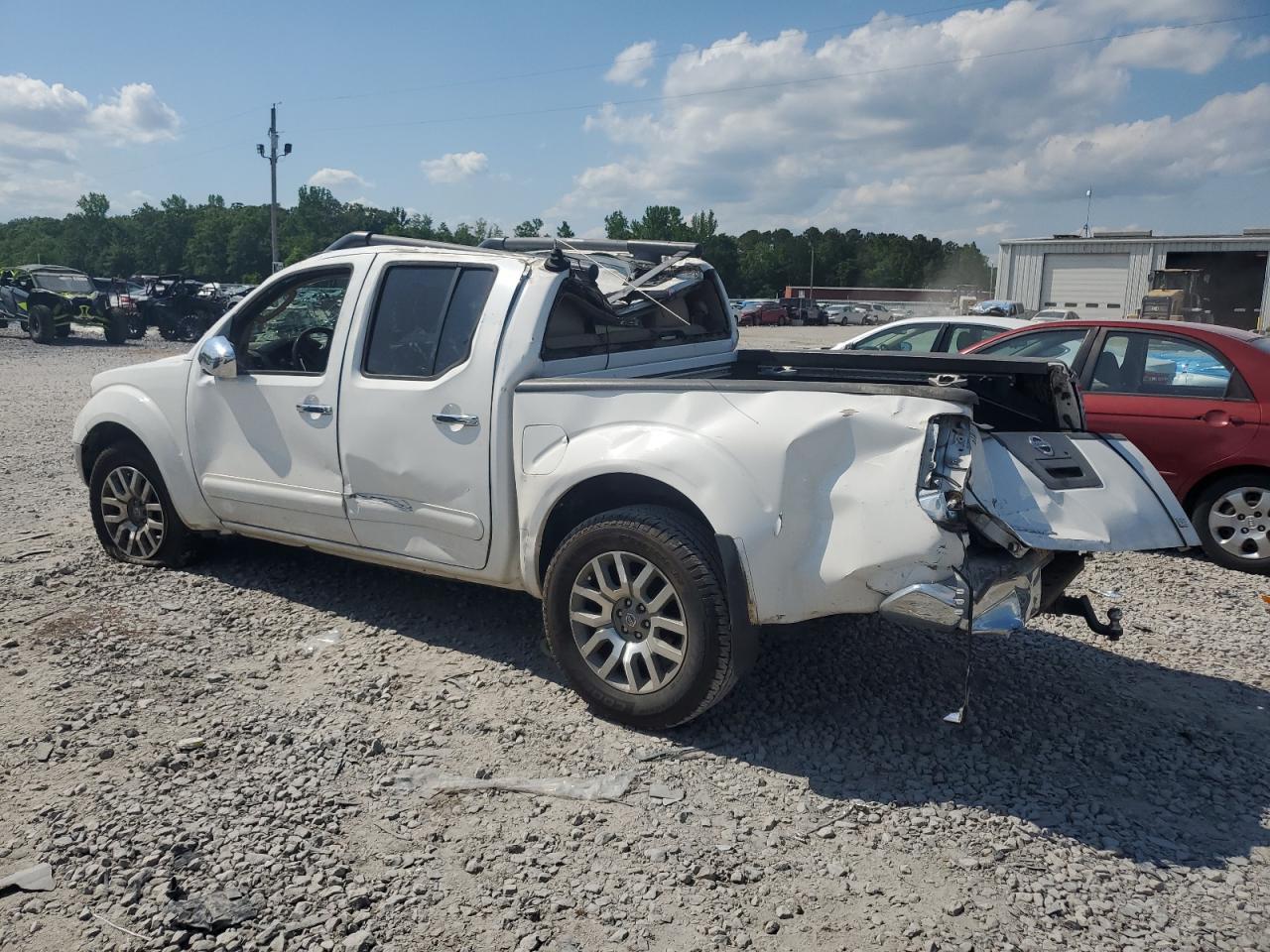 2009 Nissan Frontier Crew Cab Se - Image 2