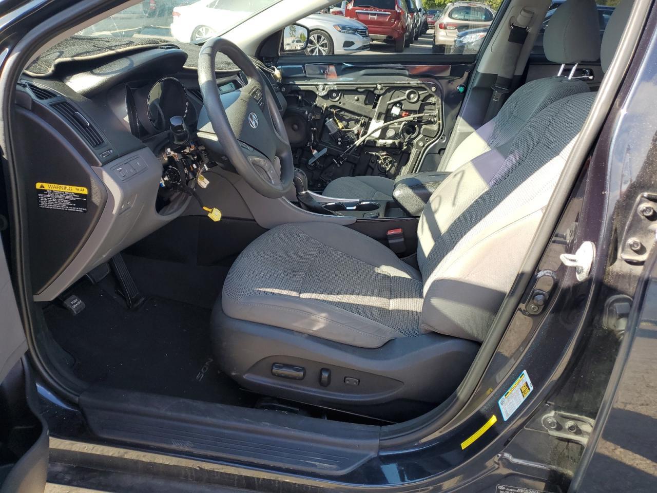 2013 Hyundai Sonata Gls - Image 7