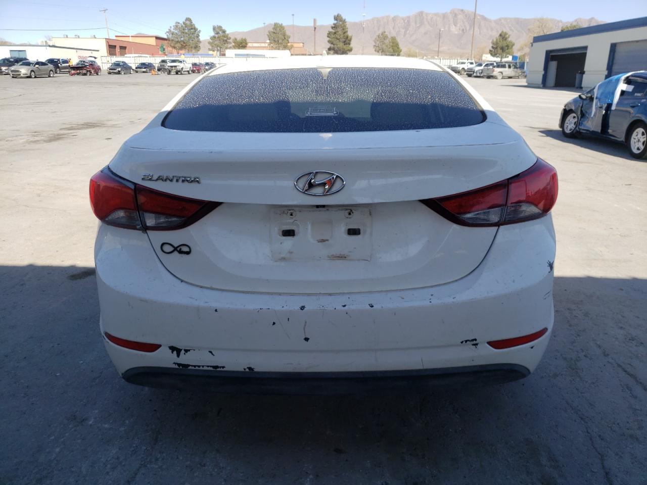 2014 Hyundai Elantra Se - Image 6