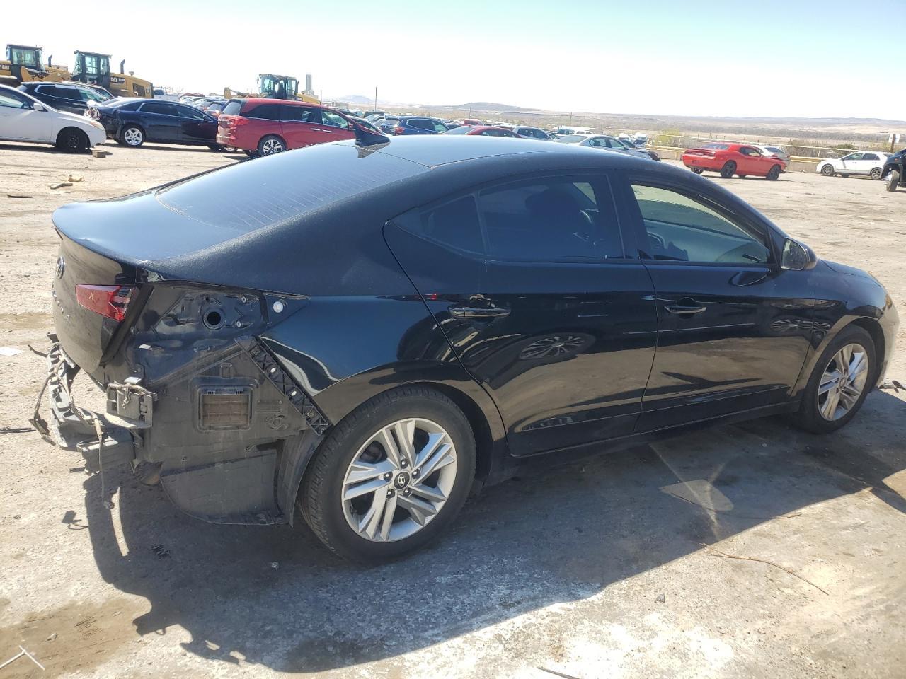 2020 Hyundai Elantra Sel - Image 3