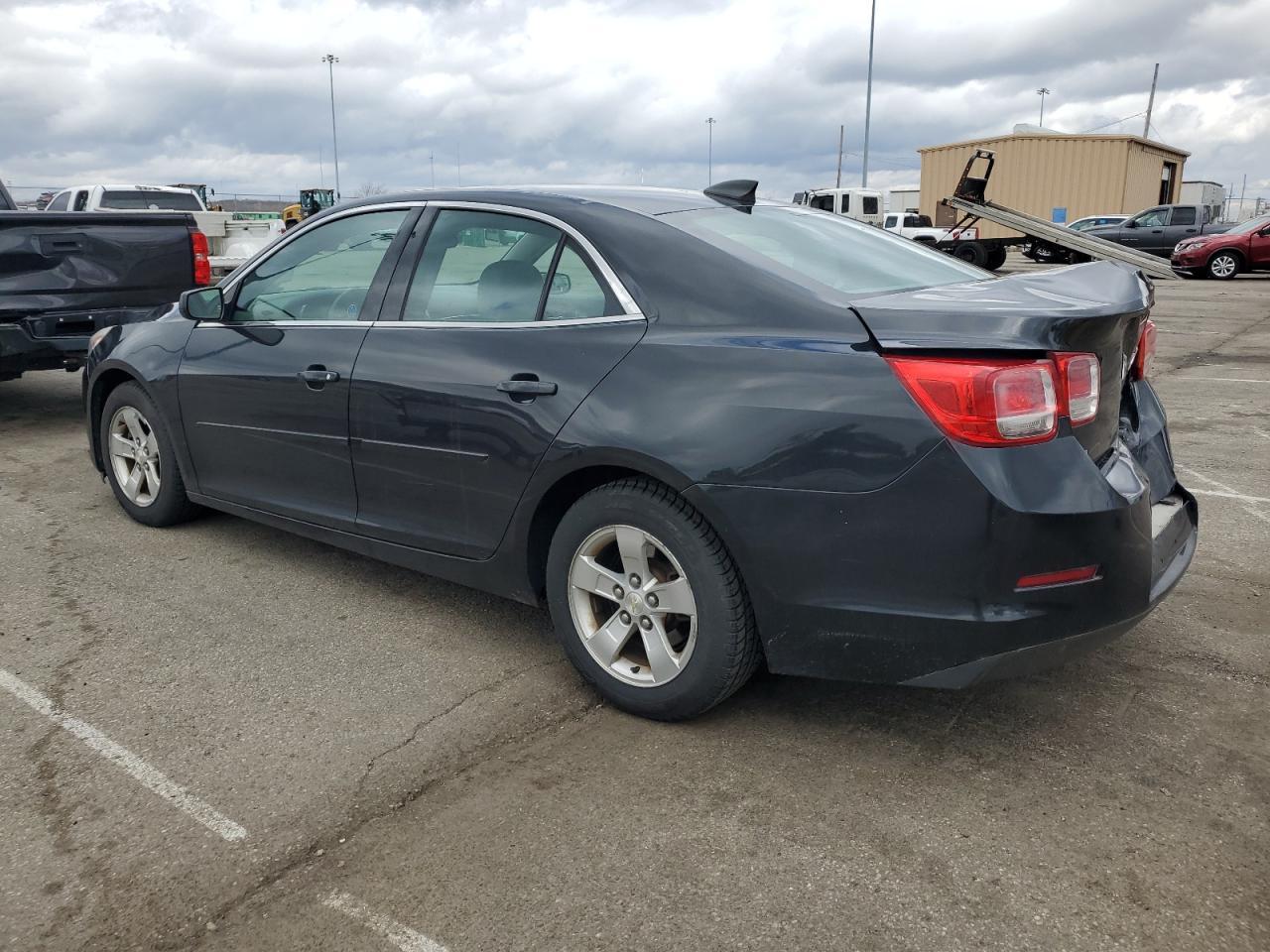 2015 Chevrolet Malibu Ls - Image 2