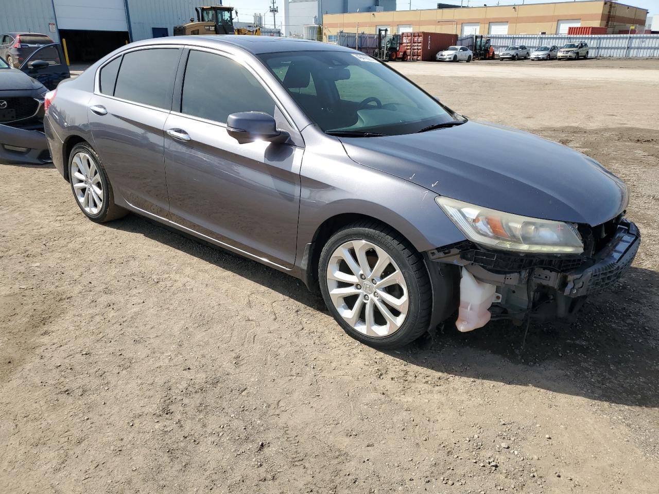 2014 Honda Accord Touring - Image 4