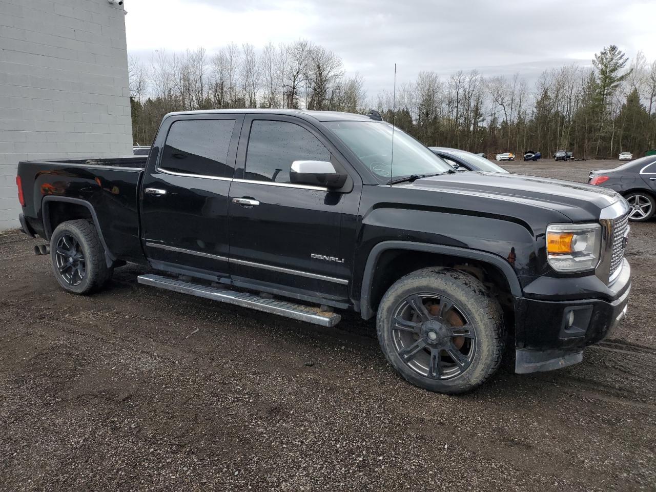 2015 GMC Sierra K1500 Denali - Image 4