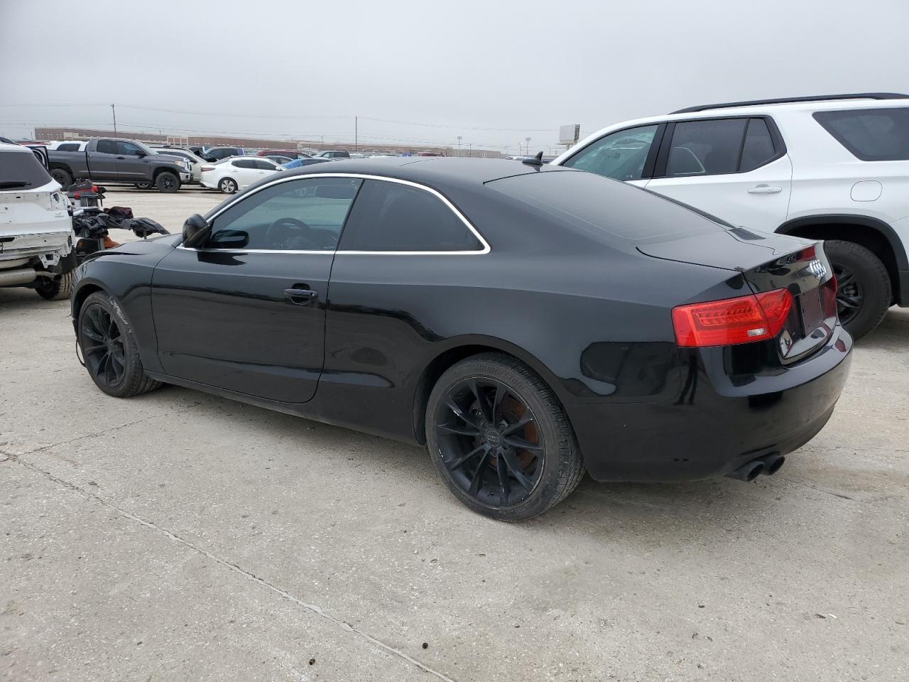 2013 Audi A5 Premium - Фото 2