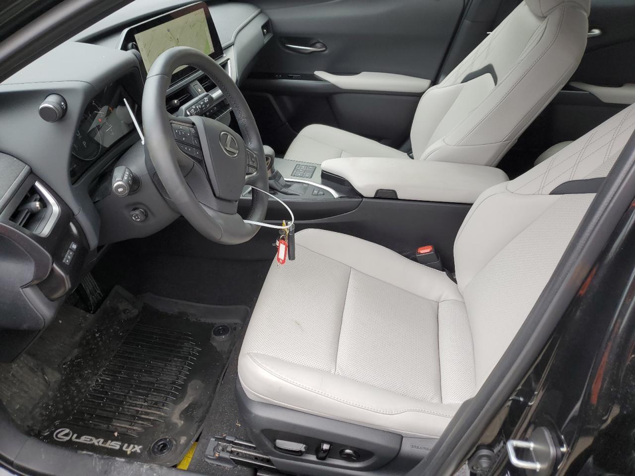 2024 Lexus Ux 250H Premium - Image 7