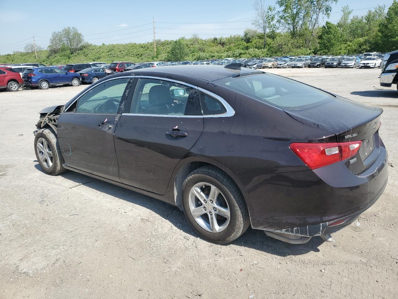 2020 Chevrolet Malibu Ls - Фото 2