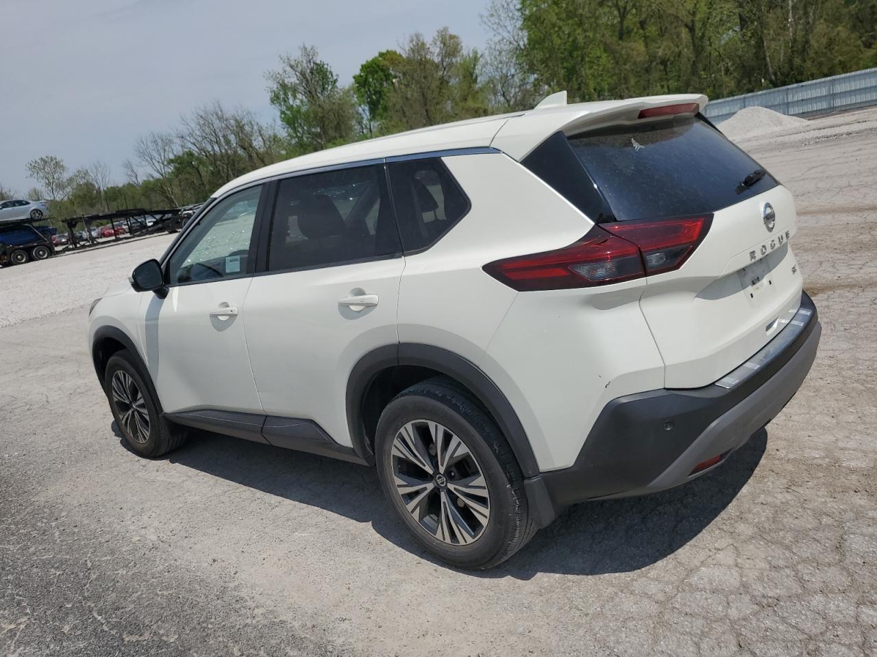 2021 Nissan Rogue Sv - Фото 2