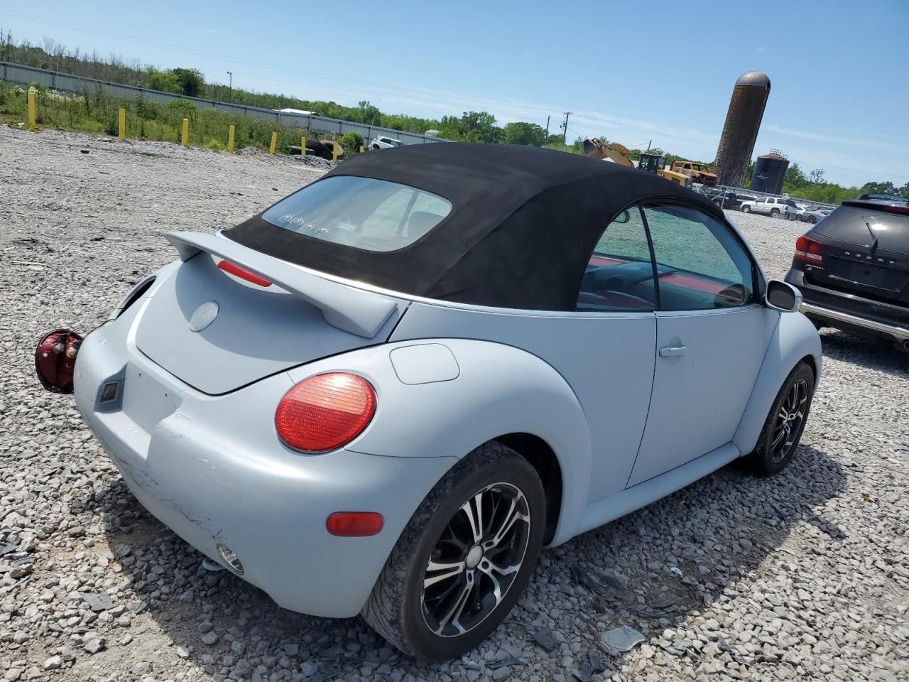 2004 Volkswagen New Beetle Gls - Фото 3