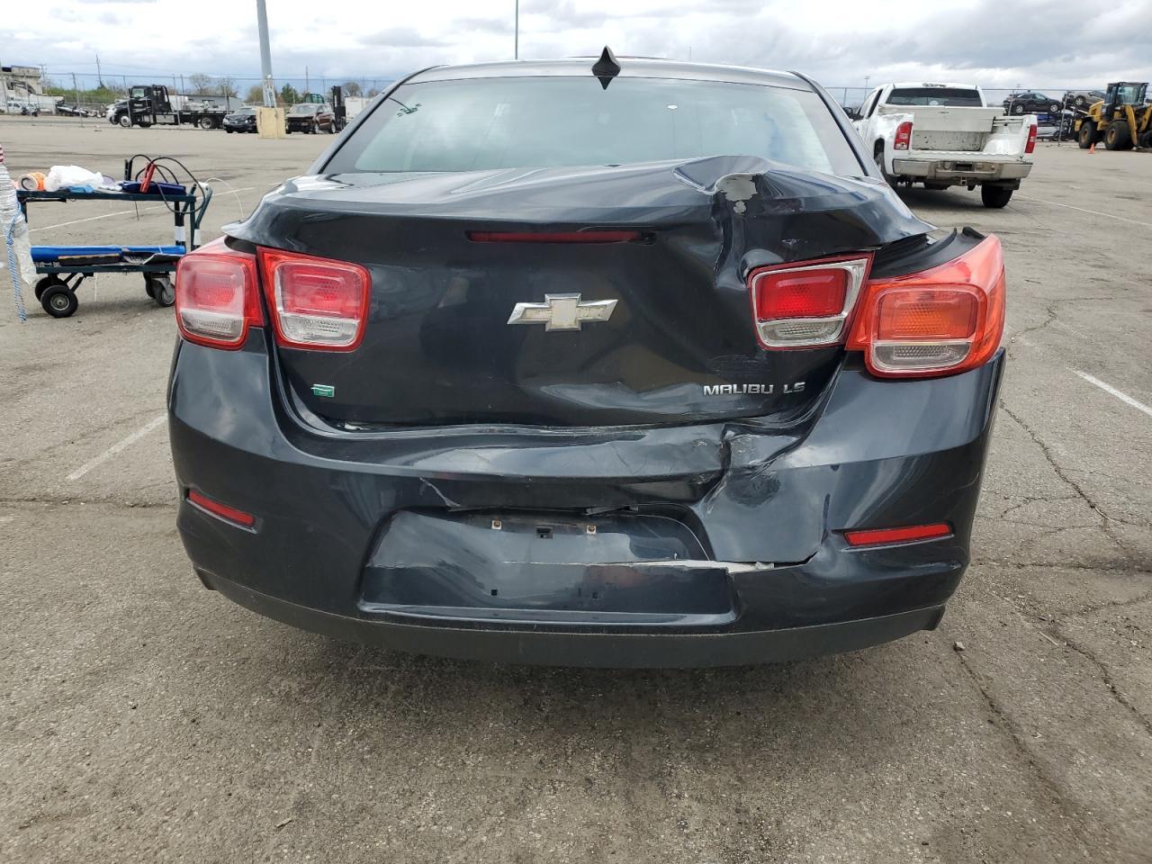 2015 Chevrolet Malibu Ls - Image 6