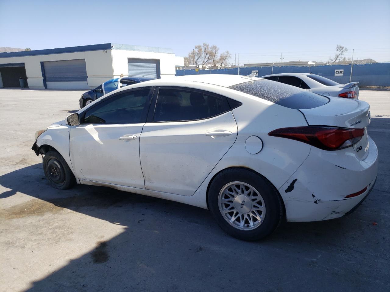 2014 Hyundai Elantra Se - Image 2