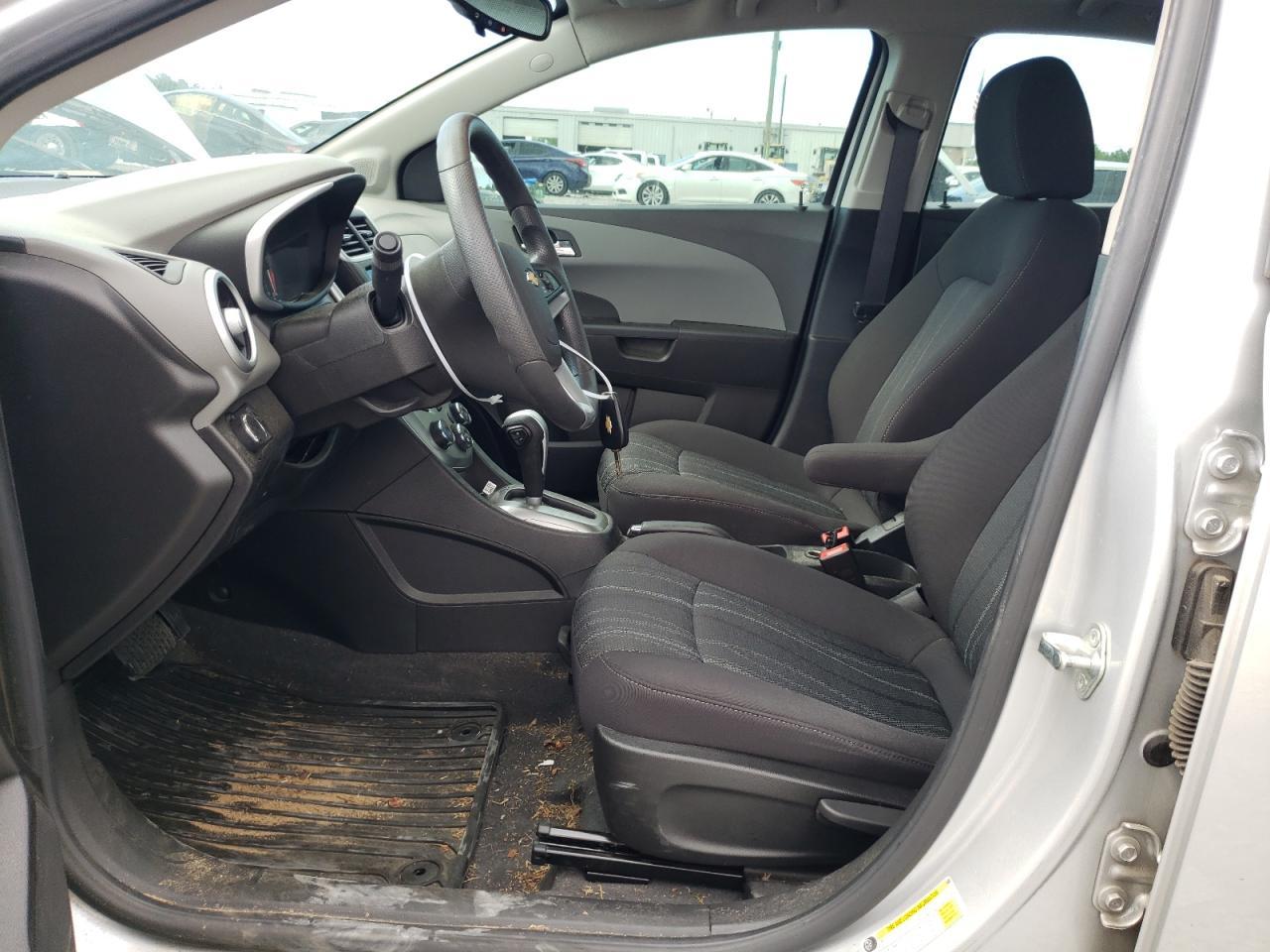 2020 Chevrolet Sonic Lt - Фото 7