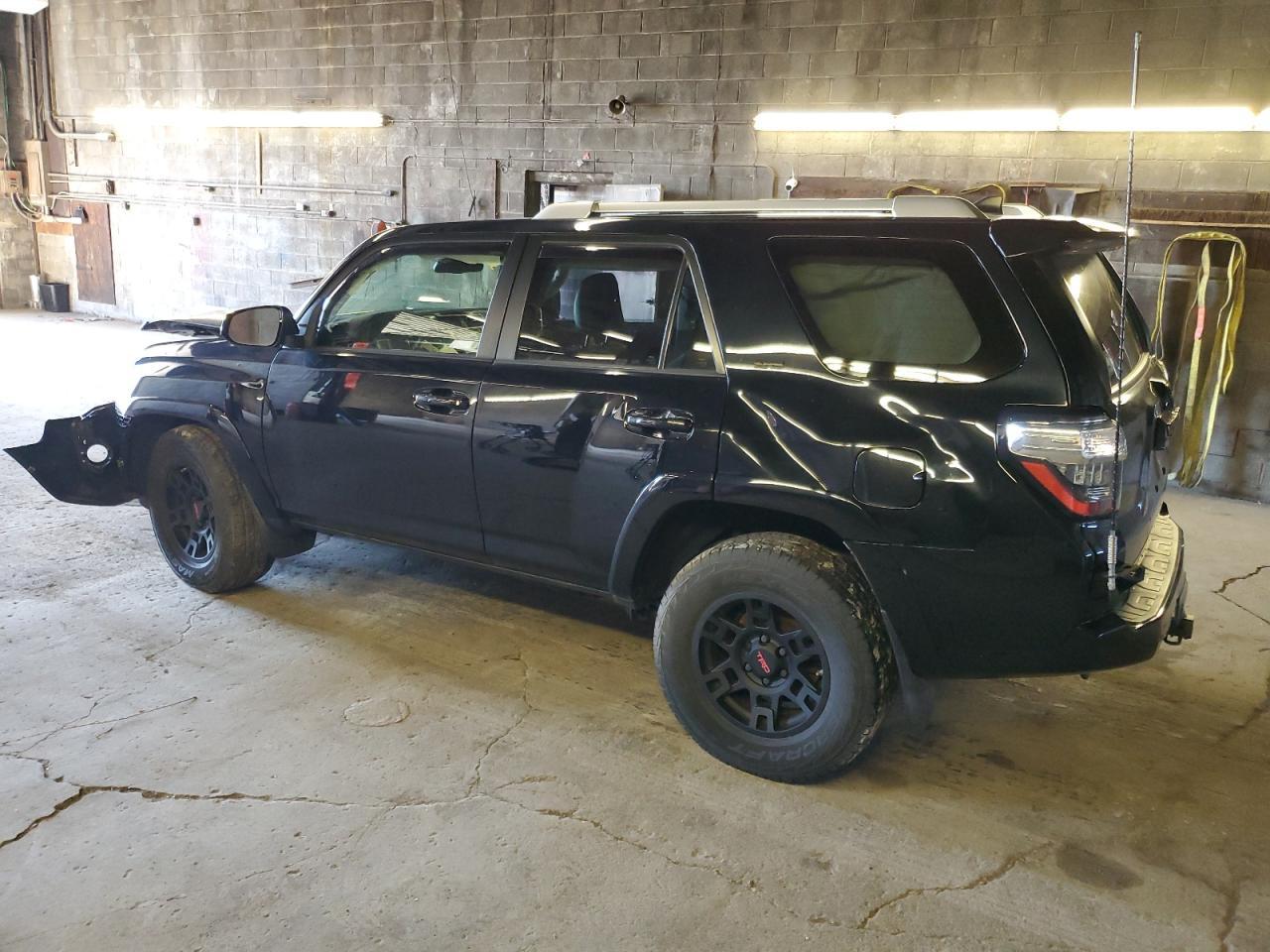 2016 Toyota 4Runner Sr5/Sr5 Premium - Фото 2