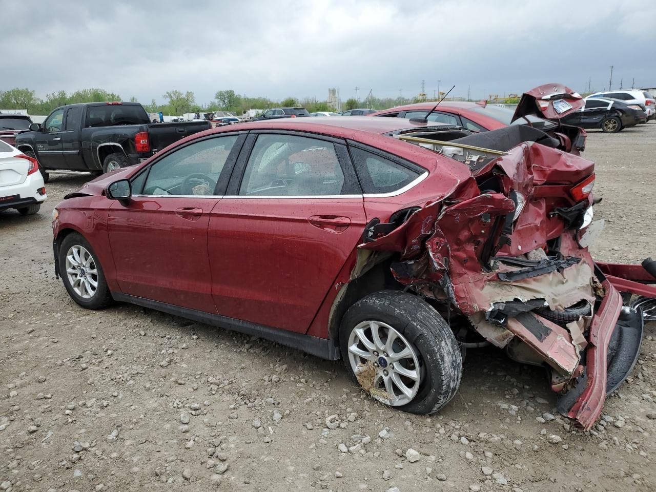 2015 Ford Fusion S - Image 2