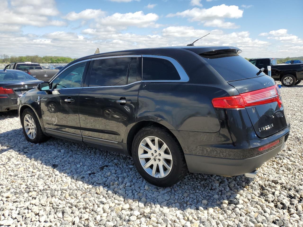 2015 Lincoln Mkt - Фото 2