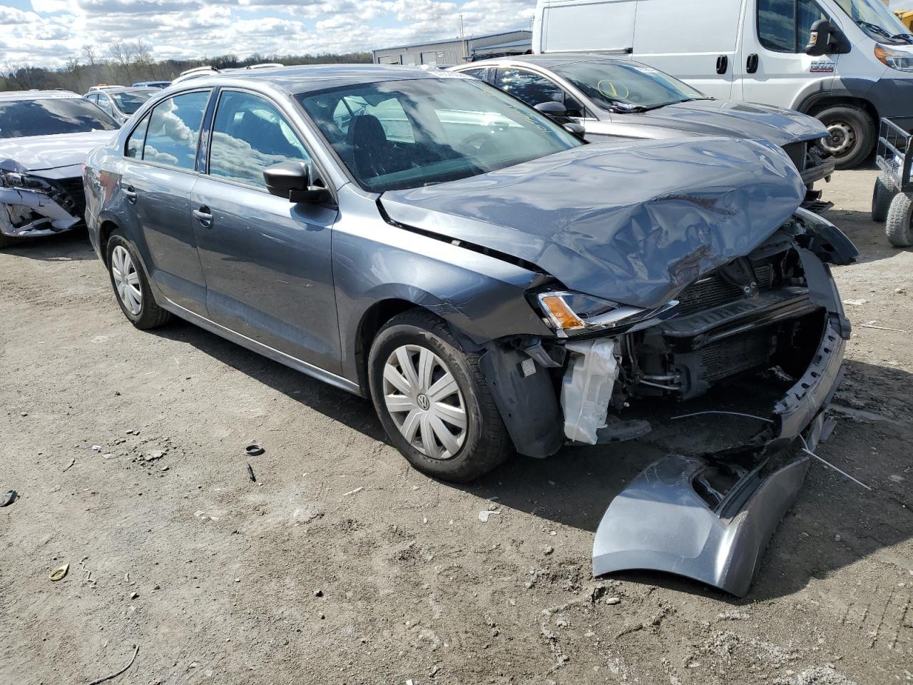 2015 Volkswagen Jetta Base - Image 4