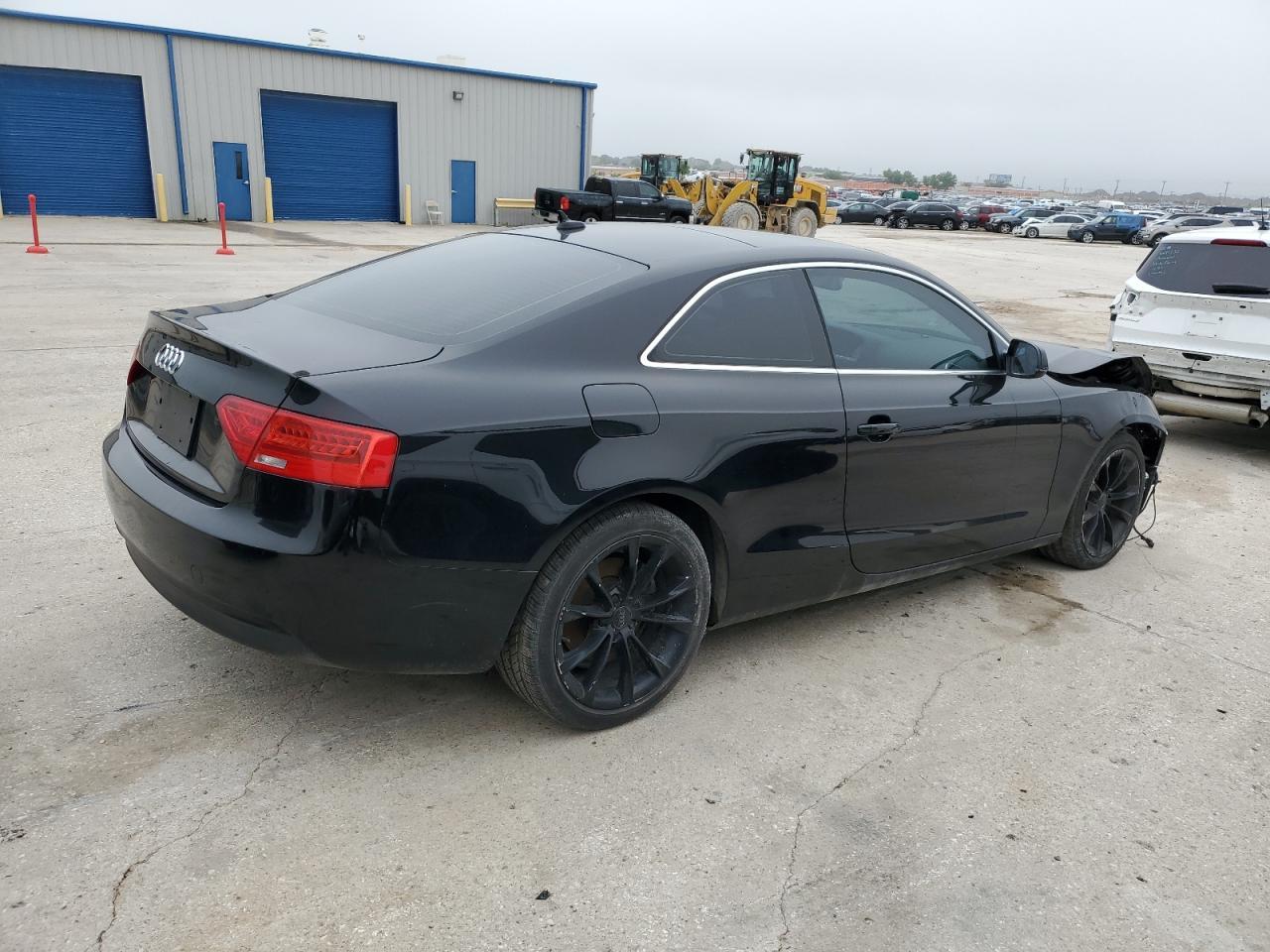 2013 Audi A5 Premium - Фото 3
