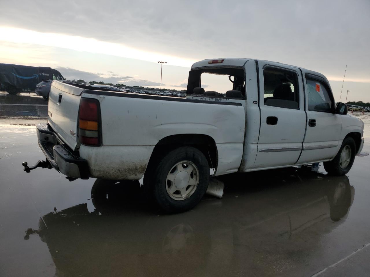 2004 GMC New Sierra C1500 - Фото 3