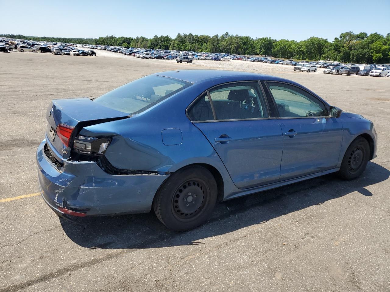 2016 Volkswagen Jetta S - Фото 3