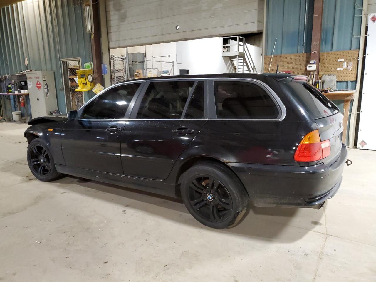 2002 BMW 325 Xit - Фото 2