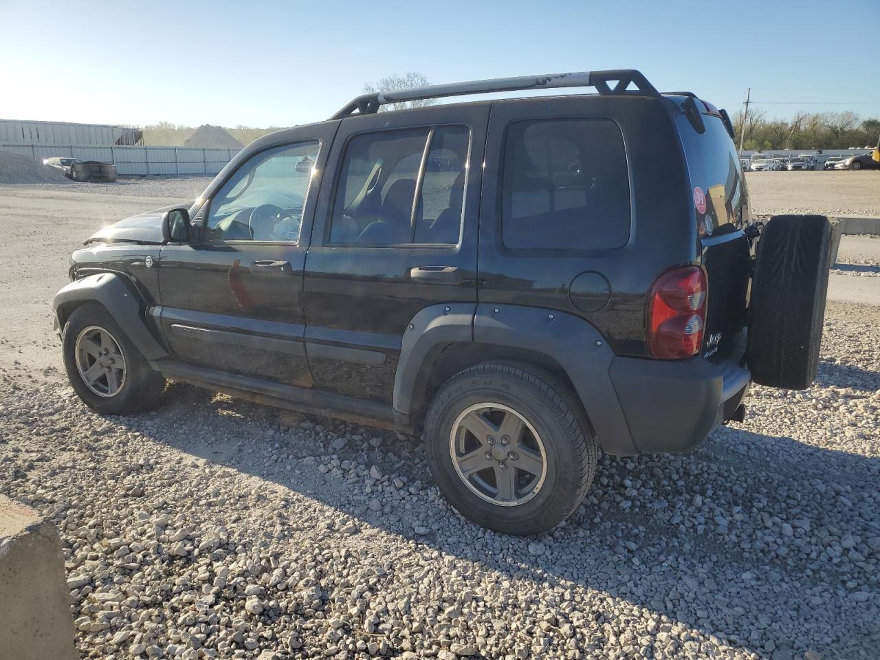 2005 Jeep Liberty Renegade - Фото 2